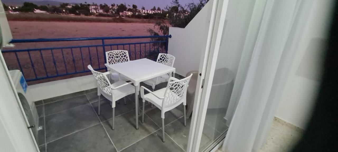 Latchi Area Apartments Luaran gambar