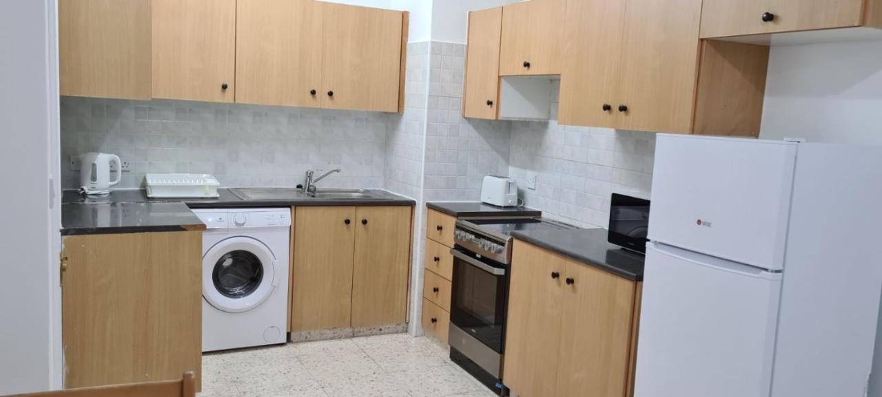 Latchi Area Apartments Luaran gambar