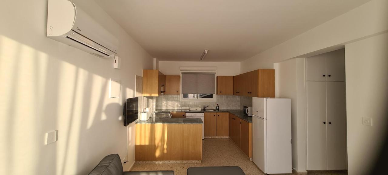 Latchi Area Apartments Luaran gambar
